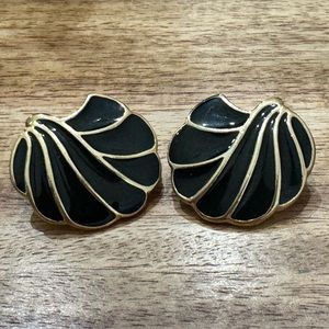 Vintage Black and Gold Toned Trifari Earrings